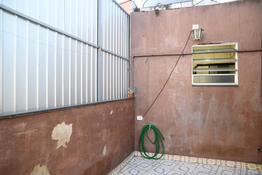 Terraço de casa para alugar com 2 quartos, 100m² em Vila Moraes, São Paulo