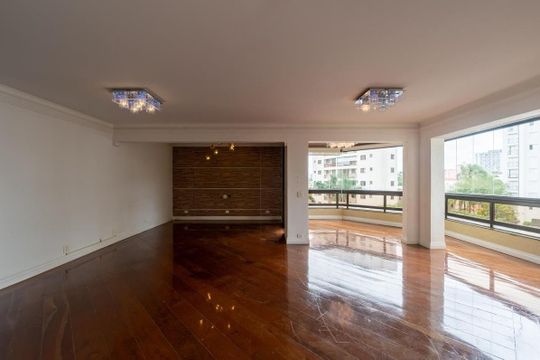 Sala de apartamento à venda com 4 quartos, 209m² em Lapa, São Paulo