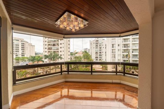 Varanda de apartamento à venda com 4 quartos, 209m² em Lapa, São Paulo