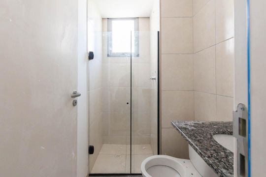Banheiro de kitnet/studio à venda com 0 quarto, 32m² em Santo Cristo, Rio de Janeiro