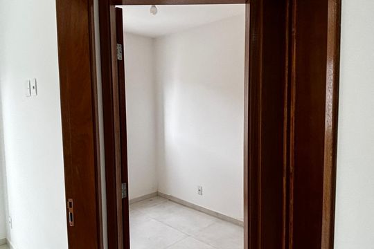 Corredor de apartamento para alugar com 2 quartos, 42m² em Jardim Las Vegas, Santo André