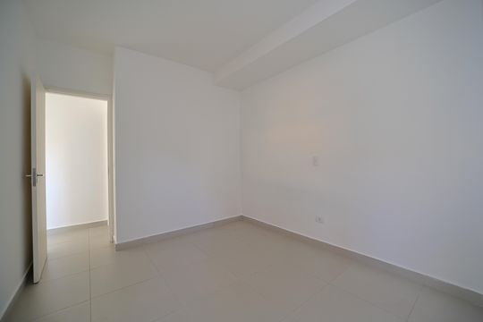Quarto 2 de apartamento para alugar com 2 quartos, 45m² em Vila Guilhermina, São Paulo