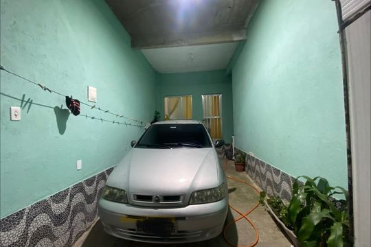 Garagem de casa à venda com 2 quartos, 68m² em Jacarepaguá, Rio de Janeiro