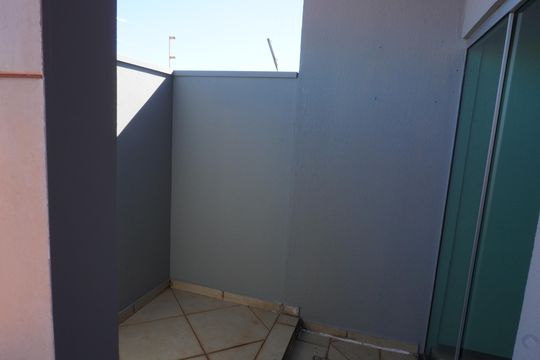 Sacada fundo de casa para alugar com 4 quartos, 232m² em Jardim Acapulco, São Carlos