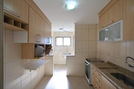 Cozinha de apartamento para alugar com 2 quartos, 76m² em Vila da Saúde, São Paulo