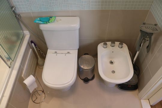 Banheiro 3 de apartamento à venda com 3 quartos, 134m² em Alto da Lapa, São Paulo