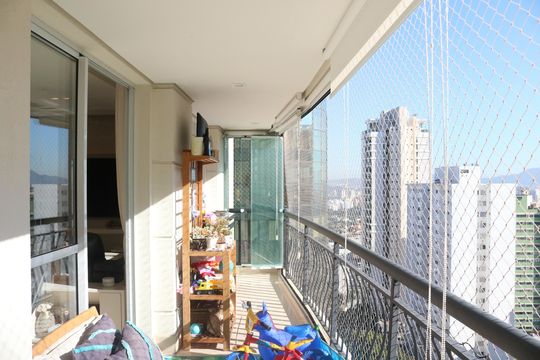Varanda da Sala de apartamento à venda com 3 quartos, 134m² em Alto da Lapa, São Paulo