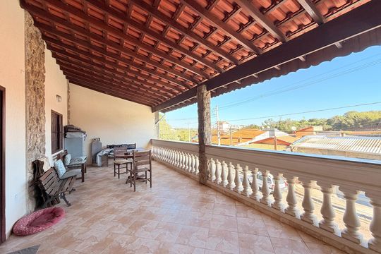Sacada de casa à venda com 3 quartos, 262m² em Jardim Caçula, Jundiaí