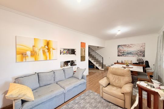 Casa à venda com 3 quartos, 262m² em Jardim Caçula, Jundiaí