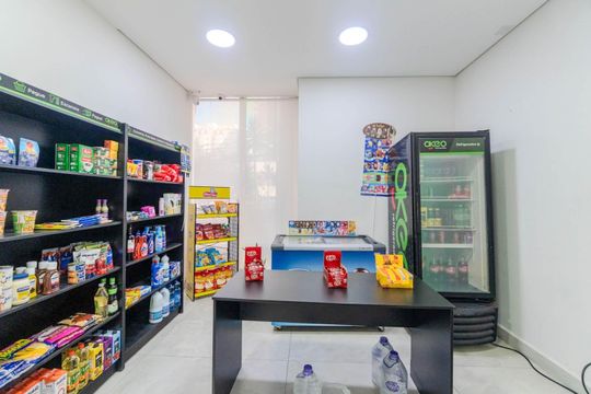 Área Comum - Mini Mercado de apartamento para alugar com 1 quarto, 40m² em Cerqueira César, São Paulo