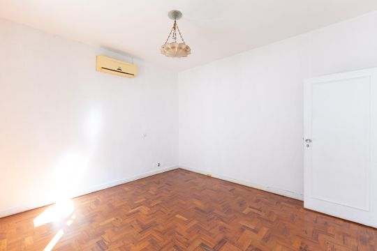 Quarto 1 de casa à venda com 4 quartos, 400m² em Jardim Luzitania, São Paulo