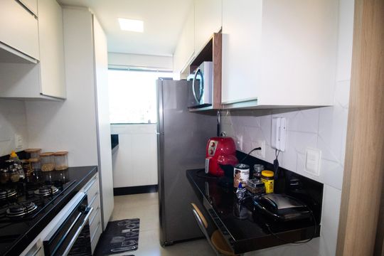 Cozinha de apartamento à venda com 2 quartos, 60m² em Salgado Filho, Belo Horizonte