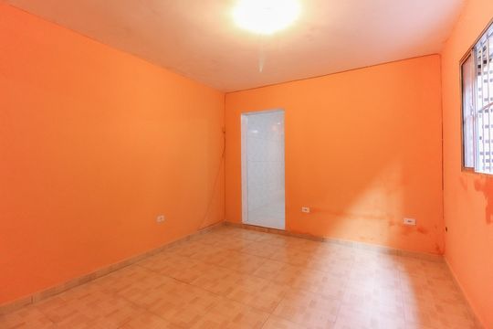 Sala de casa para alugar com 2 quartos, 85m² em Parque Guaianazes, São Paulo