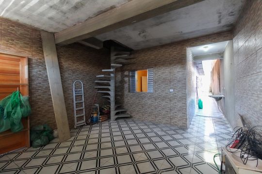 Garagem de casa para alugar com 2 quartos, 85m² em Parque Guaianazes, São Paulo