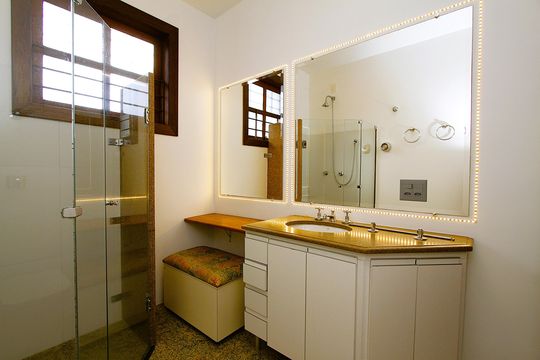 Banheiro Social de casa à venda com 4 quartos, 250m² em Buritis, Belo Horizonte