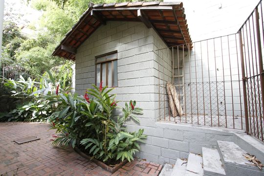 Área externa de casa à venda com 4 quartos, 250m² em Buritis, Belo Horizonte