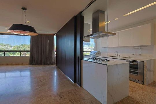 Sala de apartamento para alugar com 3 quartos, 245m² em Vale do Sereno, Nova Lima