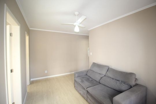Sala de apartamento à venda com 1 quarto, 42m² em Passo D’areia, Porto Alegre