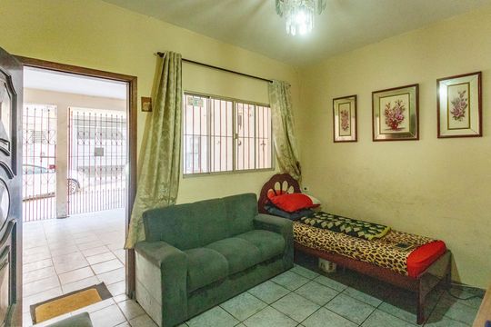 Casa para alugar com 2 quartos, 150m² em Vila Antonio Tadeu, Diadema