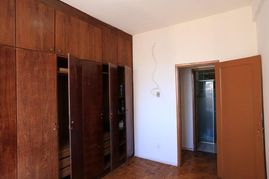 Quarto de apartamento à venda com 2 quartos, 60m² em Centro, Belo Horizonte