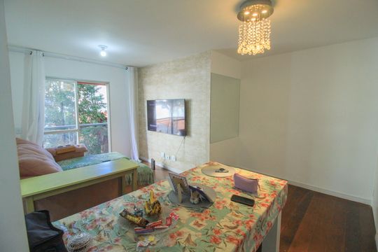Apartamento à venda com 2 quartos, 62m² em Vila Regente Feijó, São Paulo
