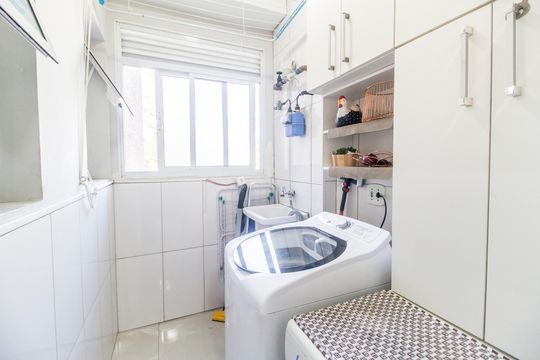 Área de Serviço de apartamento para alugar com 3 quartos, 72m² em Nucleo Residencial Celia Mota, Barueri