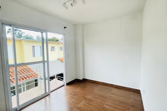 Escritório de casa de condomínio para alugar com 3 quartos, 91m² em Jardim Isis, Cotia