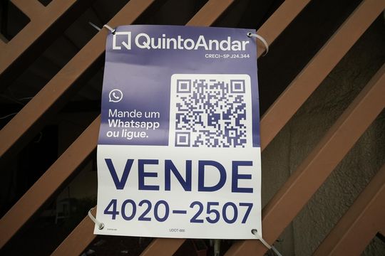 Placa de casa à venda com 2 quartos, 109m² em Vila Camilópolis, Santo André
