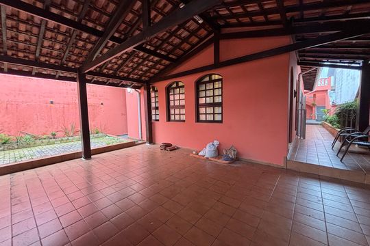 Garagem de casa para alugar com 2 quartos, 240m² em Centro, Ribeirão Pires