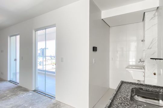 Cozinha de apartamento à venda com 2 quartos, 72m² em Vila Santana, São Paulo