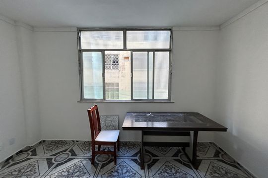 Sala de apartamento para alugar com 2 quartos, 60m² em Pilares, Rio de Janeiro