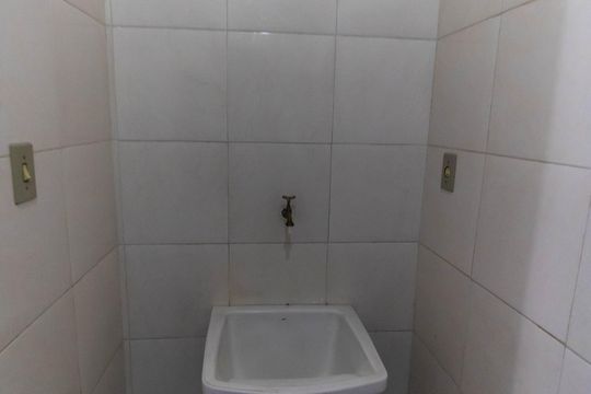 Área de Serviço de casa para alugar com 1 quarto, 30m² em Barreto, Niterói