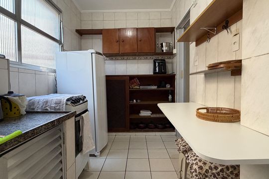 Cozinha e Área de Serviço de apartamento para alugar com 1 quarto, 48m² em Aparecida, Santos