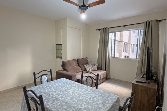 Sala de apartamento para alugar com 1 quarto, 48m² em Aparecida, Santos