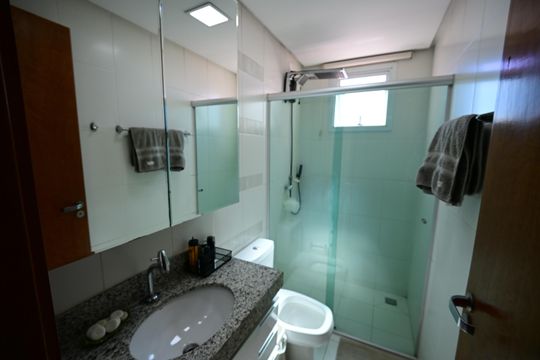Apartamento à venda com 4 quartos, 144m² em Setor Bueno, Goiânia