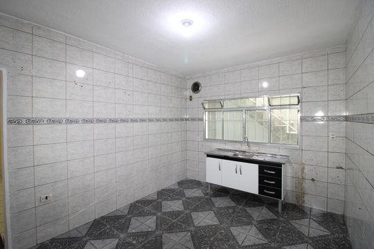 Cozinha de casa para alugar com 2 quartos, 120m² em Conjunto Habitacional Santa Etelvina Ii, São Paulo