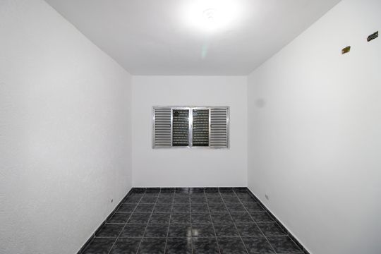 Quarto 1 de casa para alugar com 2 quartos, 120m² em Conjunto Habitacional Santa Etelvina Ii, São Paulo