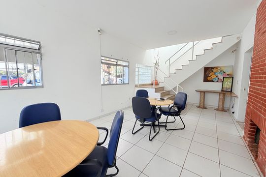 Casa à venda com 4 quartos, 320m² em Brooklin, São Paulo