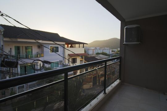 Varanda gourmet de casa de condomínio para alugar com 4 quartos, 420m² em Taquara, Rio de Janeiro