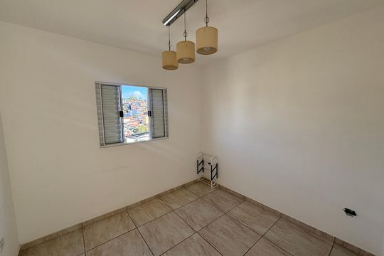 Quarto 1 de apartamento para alugar com 2 quartos, 48m² em Colônia, Ribeirão Pires