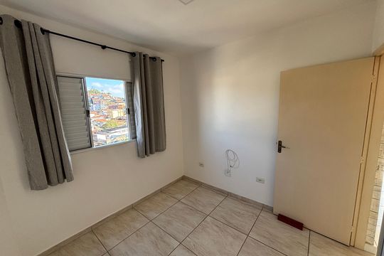 Quarto 2 de apartamento para alugar com 2 quartos, 48m² em Colônia, Ribeirão Pires