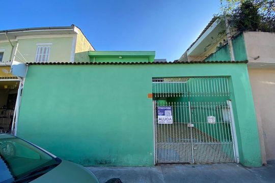 FACHADA de casa para alugar com 3 quartos, 120m² em Vila Palmeiras, São Paulo