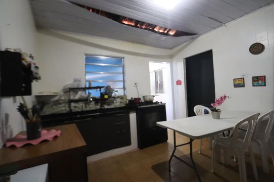 Cozinha de casa à venda com 3 quartos, 144m² em Jardim Clara Regina, São Paulo