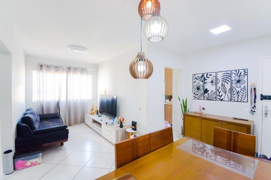 Apartamento para alugar com 3 quartos, 69m² em Vila Leonor, Guarulhos