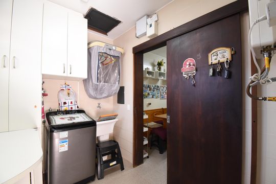 Área de Serviço de casa à venda com 4 quartos, 220m² em Mossunguê, Curitiba