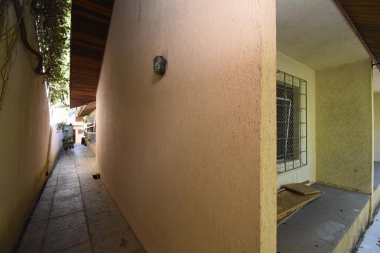 Área externa de casa à venda com 4 quartos, 220m² em Mossunguê, Curitiba