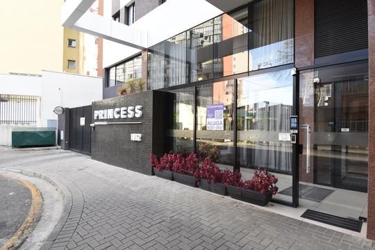 Placa de kitnet/studio para alugar com 1 quarto, 20m² em Centro Batel, Curitiba