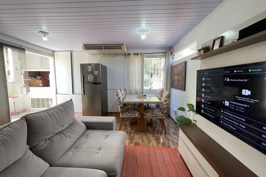 Sala de casa à venda com 2 quartos, 228m² em Conjunto Residencial Butanta, São Paulo