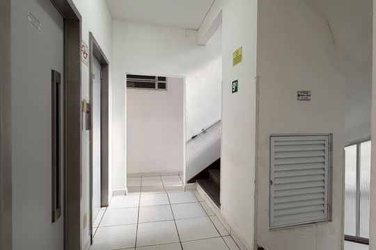 Área comum de apartamento para alugar com 1 quarto, 40m² em Embaré, Santos