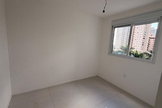 Apartamento para alugar com 3 quartos, 105m² em Setor Bueno, Goiânia